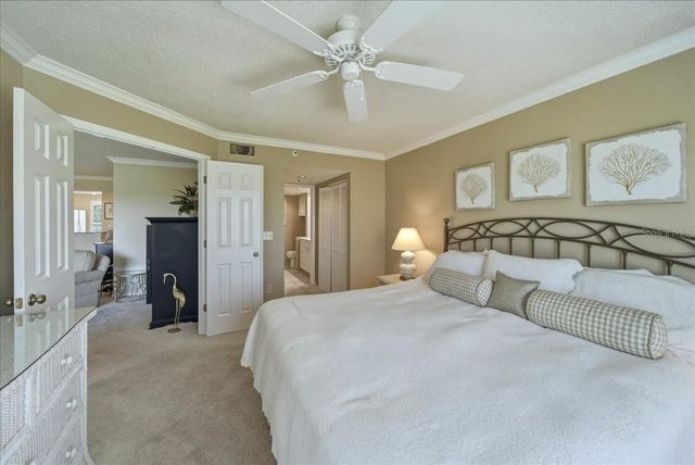 835 WEXFORD BOULEVARD 301, Venice, FL 34293