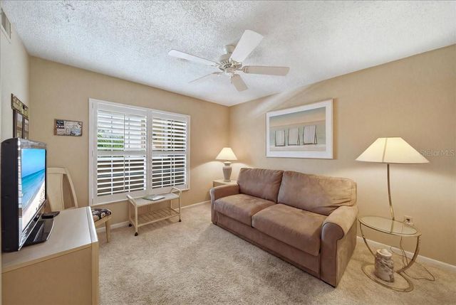 835 WEXFORD BOULEVARD 301, Venice, FL 34293