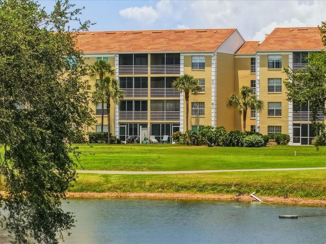 835 WEXFORD BOULEVARD 301, Venice, FL 34293