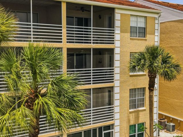 835 WEXFORD BOULEVARD 301, Venice, FL 34293