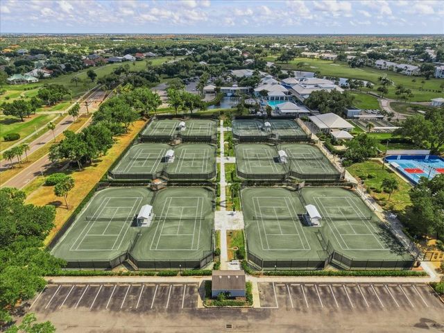 835 WEXFORD BOULEVARD 301, Venice, FL 34293