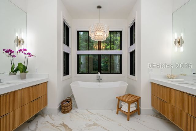 70 Mount Pelia Rd, Bluffton, SC 29910