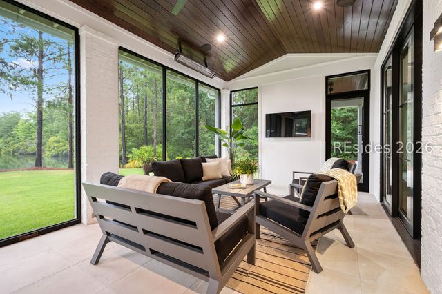 70 Mount Pelia Rd, Bluffton, SC 29910