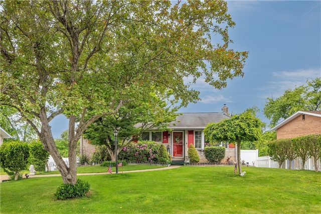 1998 Bernice Dr, North Huntingdon, PA 15642