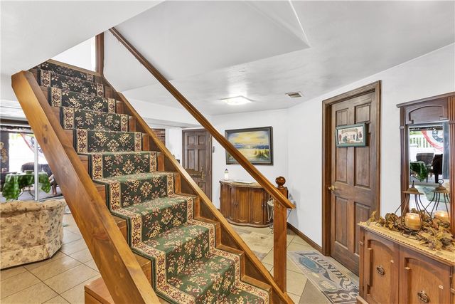 1998 Bernice Dr, North Huntingdon, PA 15642