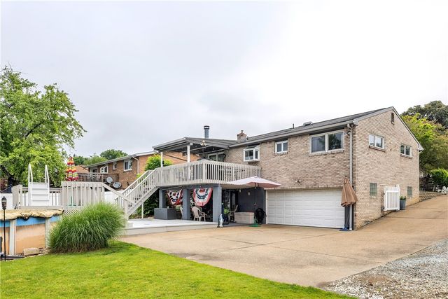 1998 Bernice Dr, North Huntingdon, PA 15642