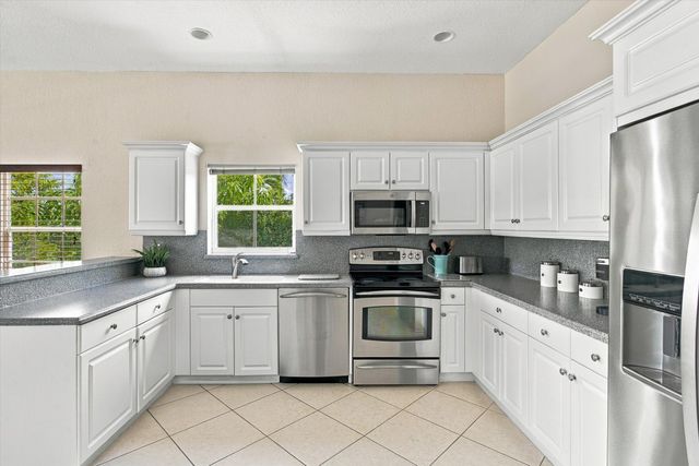 1295 WINDSOR Lane, Weston, FL 33327