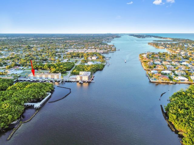 689 NE 6th Court 2090, Boynton Beach, FL 33435