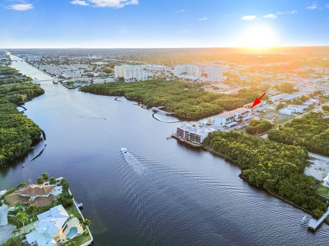 689 NE 6th Court 2090, Boynton Beach, FL 33435