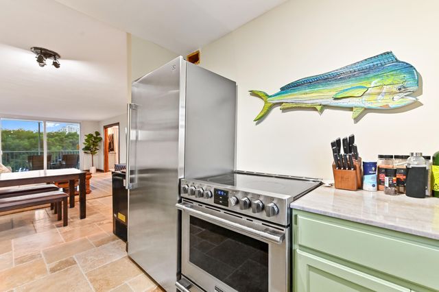 689 NE 6th Court 2090, Boynton Beach, FL 33435