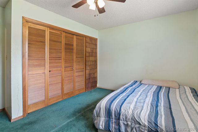 2307 E Fieldstone Street, Okmulgee, OK 74447