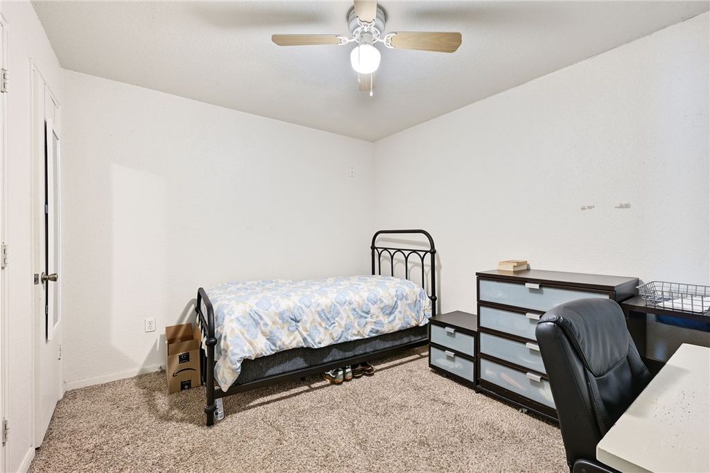 521 Southwest Parkway 303, College Station, TX 77840 — photo 4