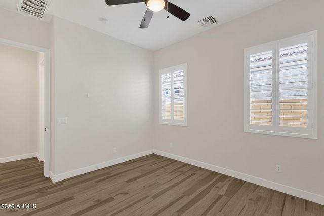 5924 E REDMONT Drive, Mesa, AZ 85215