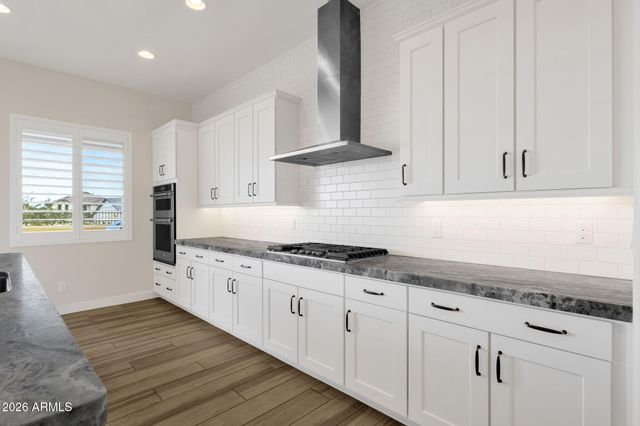 5924 E REDMONT Drive, Mesa, AZ 85215