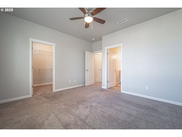 16327 Ne 21ST St, Vancouver, WA 98684