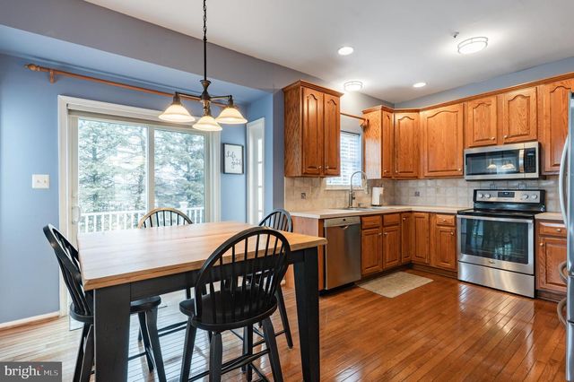 105 ARCHBISHOP DR, Conshohocken, PA 19428