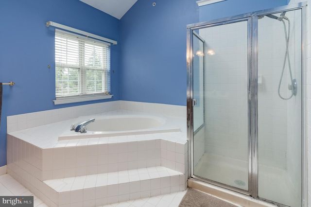 105 ARCHBISHOP DR, Conshohocken, PA 19428