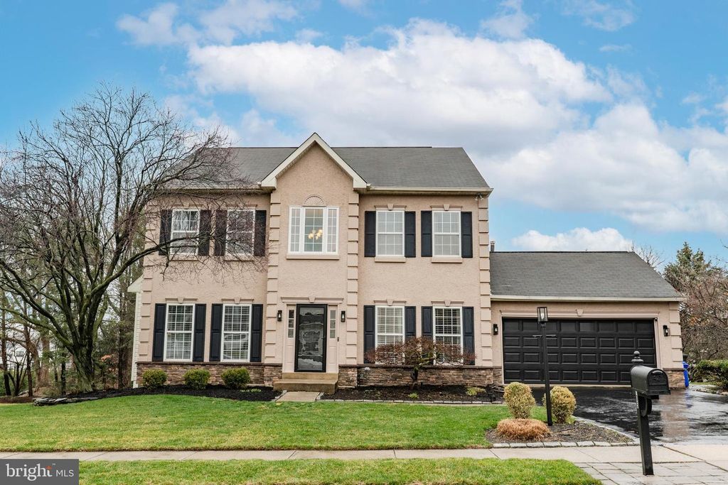 105 ARCHBISHOP DR, Conshohocken, PA 19428