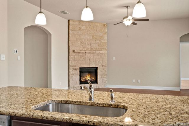 2248 meadow way, New Braunfels, TX 78132