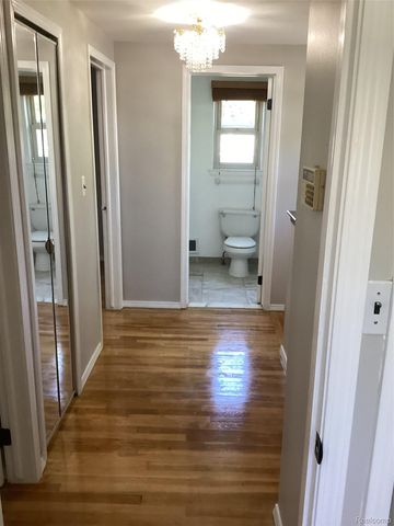 453 N Wildwood Street, Westland, MI 48185
