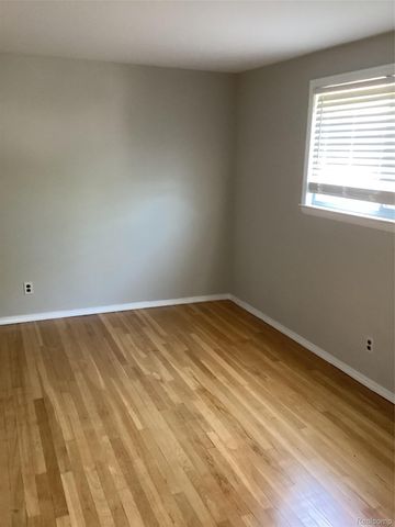 453 N Wildwood Street, Westland, MI 48185