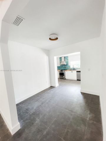 3685 SW 1st Ave, Miami, FL 33145