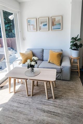 3685 SW 1st Ave, Miami, FL 33145