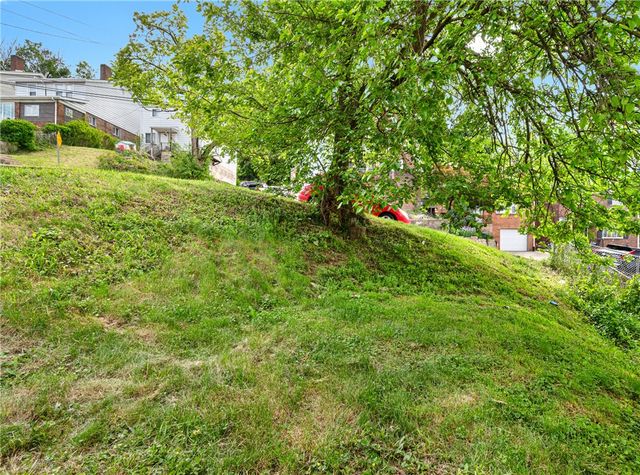 759 Gallion, Brookline, PA 15226