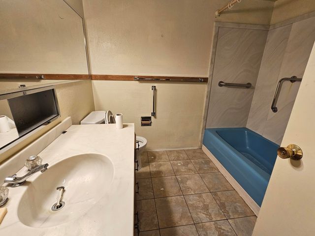 1508 Rita Drive NE, Albuquerque, NM 87106