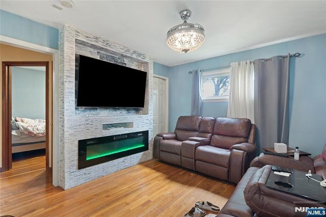 200 Bradford Avenue, Linden, NJ 07036