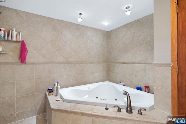 200 Bradford Avenue, Linden, NJ 07036
