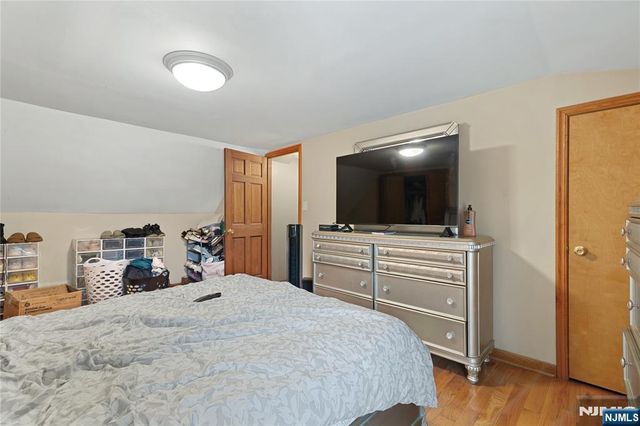 200 Bradford Avenue, Linden, NJ 07036