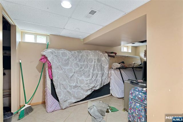 200 Bradford Avenue, Linden, NJ 07036