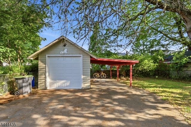 120 E Johnson Ave, Bergenfield Boro, NJ 07621