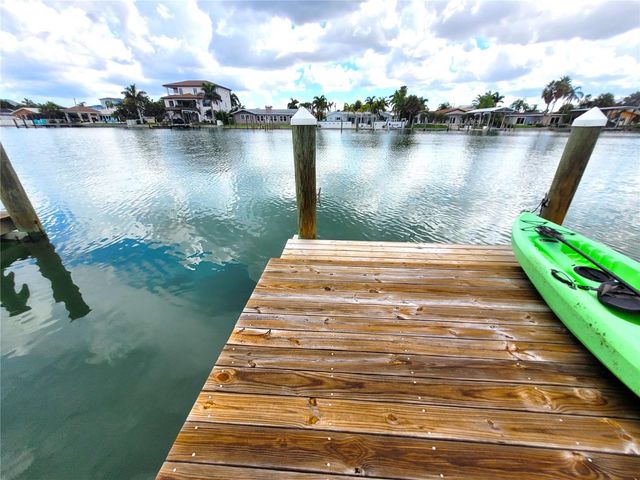 137 MIDWAY ISLAND, Clearwater, FL 33767