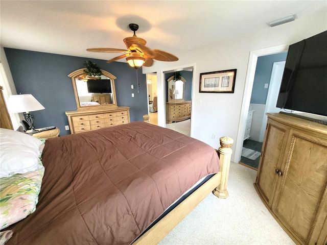 137 MIDWAY ISLAND, Clearwater, FL 33767