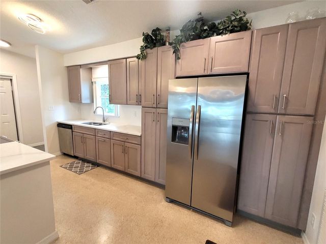137 MIDWAY ISLAND, Clearwater, FL 33767