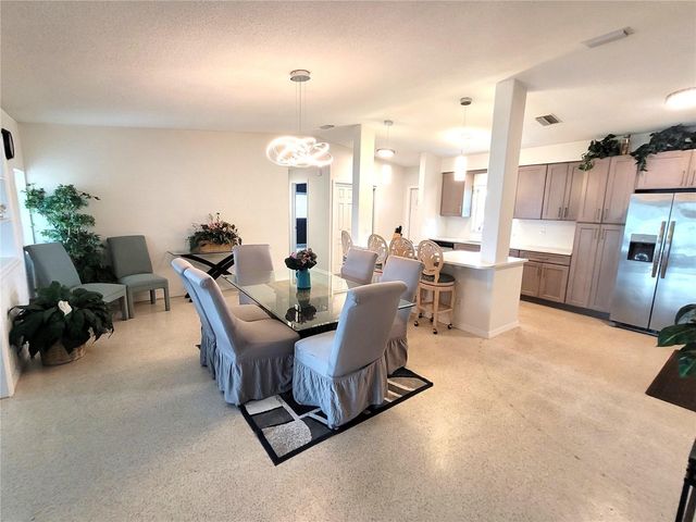 137 MIDWAY ISLAND, Clearwater, FL 33767