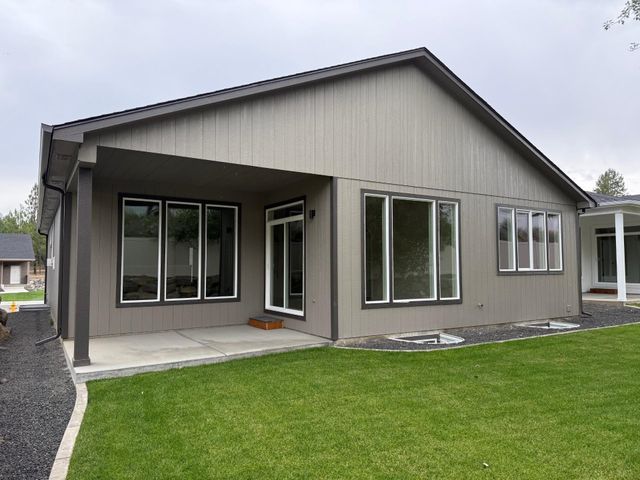 3220 S Custer Ln, Spokane, WA 99223