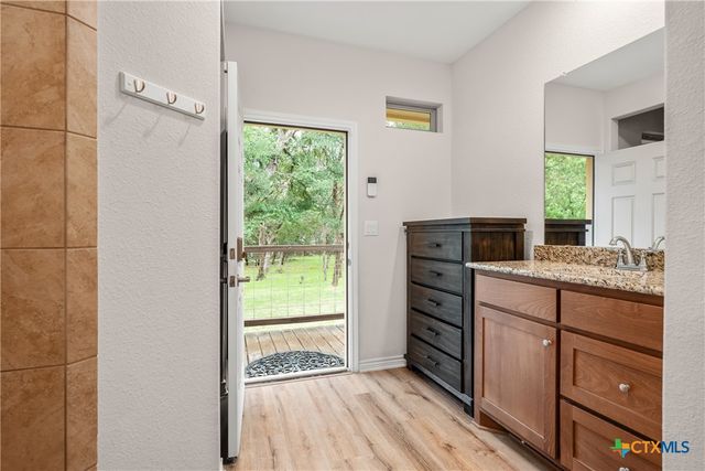 805 Willow Creek Circle, San Marcos, TX 78666