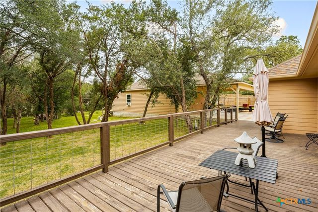 805 Willow Creek Circle, San Marcos, TX 78666