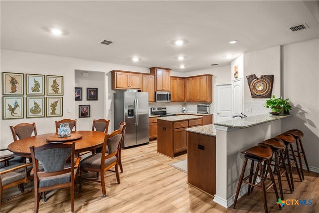 805 Willow Creek Circle, San Marcos, TX 78666