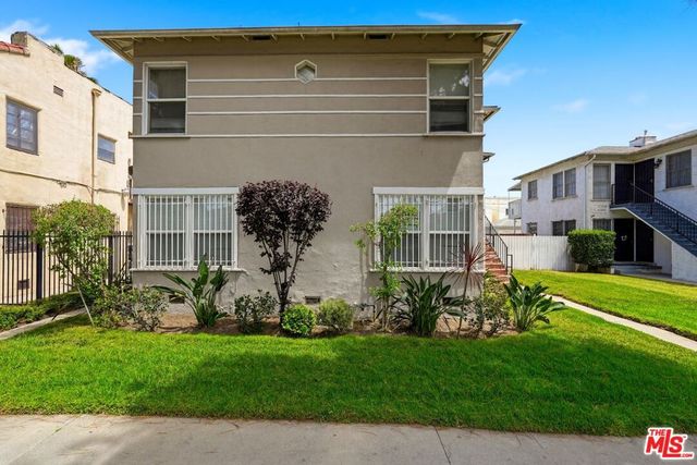 4186 Leimert Boulevard, Los Angeles, CA 90008