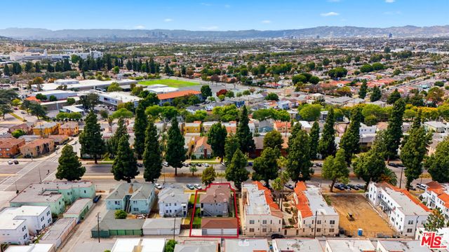 4186 Leimert Boulevard, Los Angeles, CA 90008