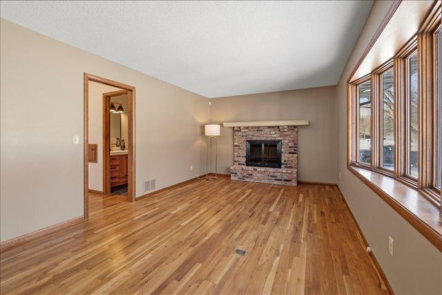 2640 Queensland Lane N, Plymouth, MN 55447