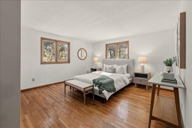 2640 Queensland Lane N, Plymouth, MN 55447