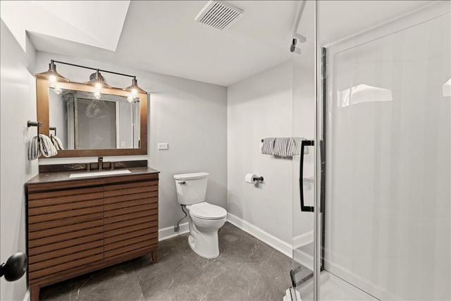 2640 Queensland Lane N, Plymouth, MN 55447