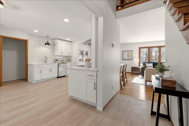 2640 Queensland Lane N, Plymouth, MN 55447