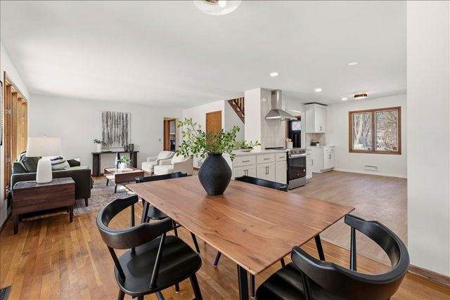 2640 Queensland Lane N, Plymouth, MN 55447