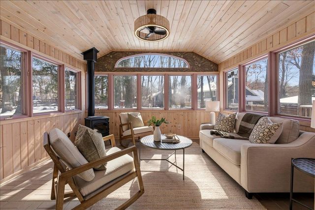 2640 Queensland Lane N, Plymouth, MN 55447